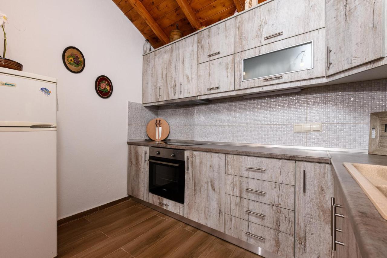 Villa Suzana Mikros Prinos Extérieur photo